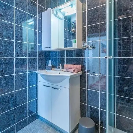 Сasa de vacaciones Seaside Family Friendly House With A Swimming Pool Dingac - Borak, Peljesac - 24604